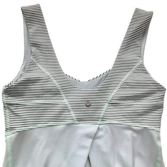 Lululemon Tame Me Tank Top Striped Fresh Teal Mini Hyper Womens 4 Dance Yoga Gym - Picture 6 of 13